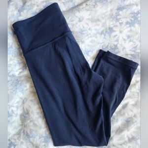 Athleta Navy Elation Capri Legging Size Small
